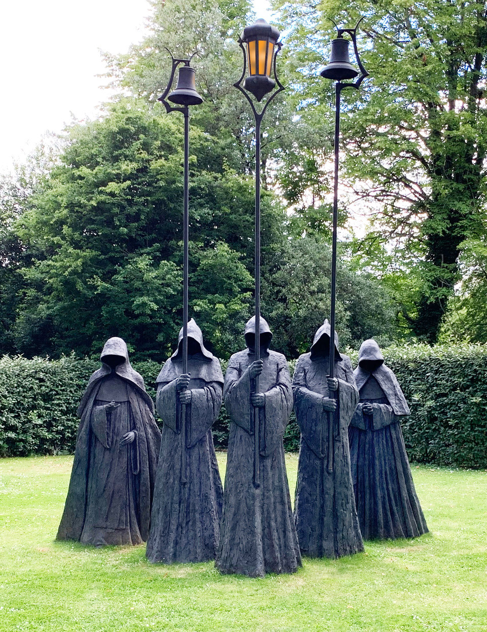 Philip-Jackson-Candlemas-working-model-in-garden